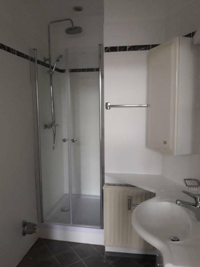 Seeblick Apartment/Zimmer Gmunden Exterior foto